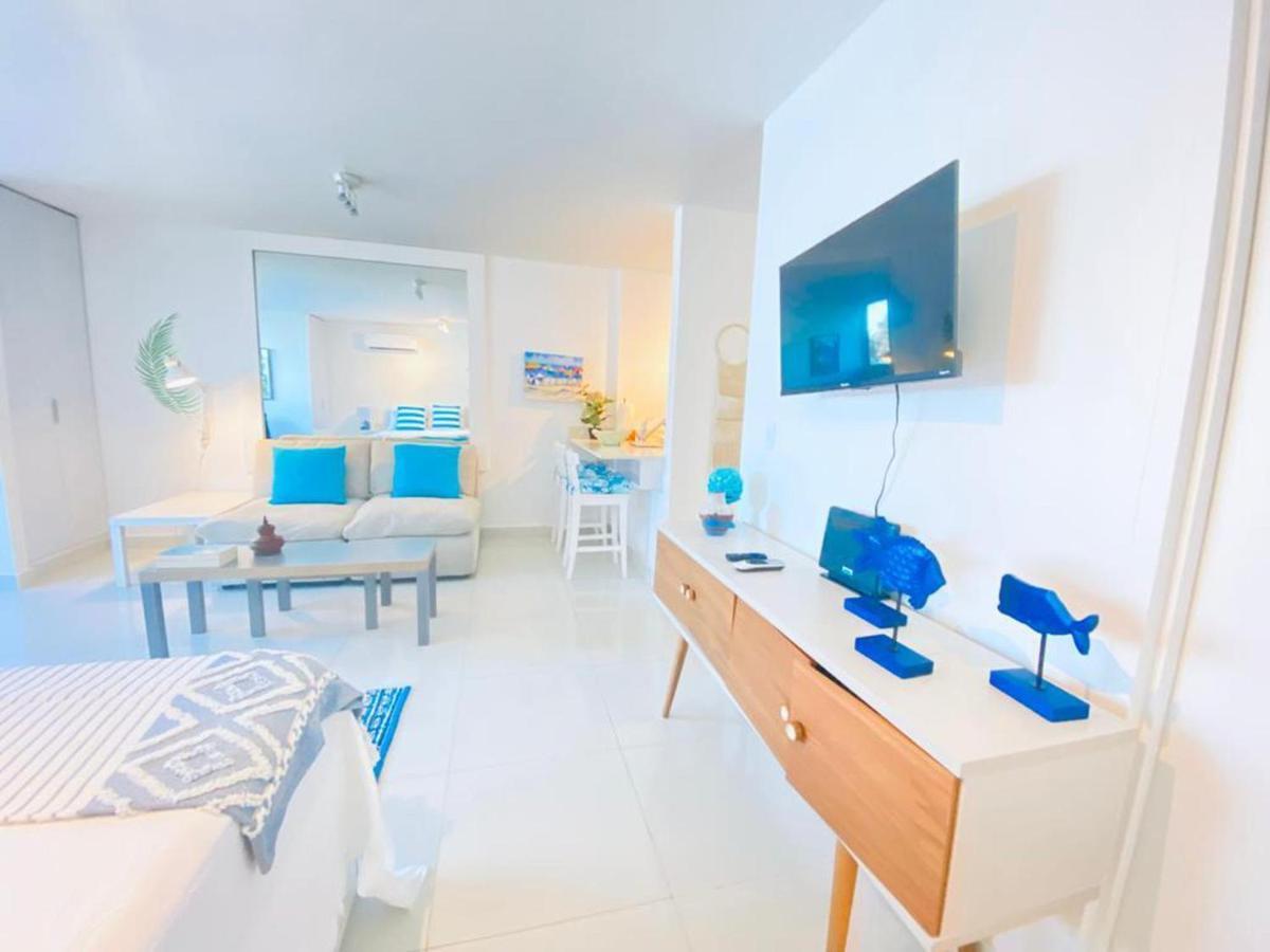 Kasa Las Palmas Ocean View Beachfront Condo Pool San Juan Kültér fotó